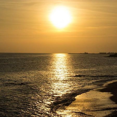 Apartment By The Beach Sitio de Calahonda Esterno foto