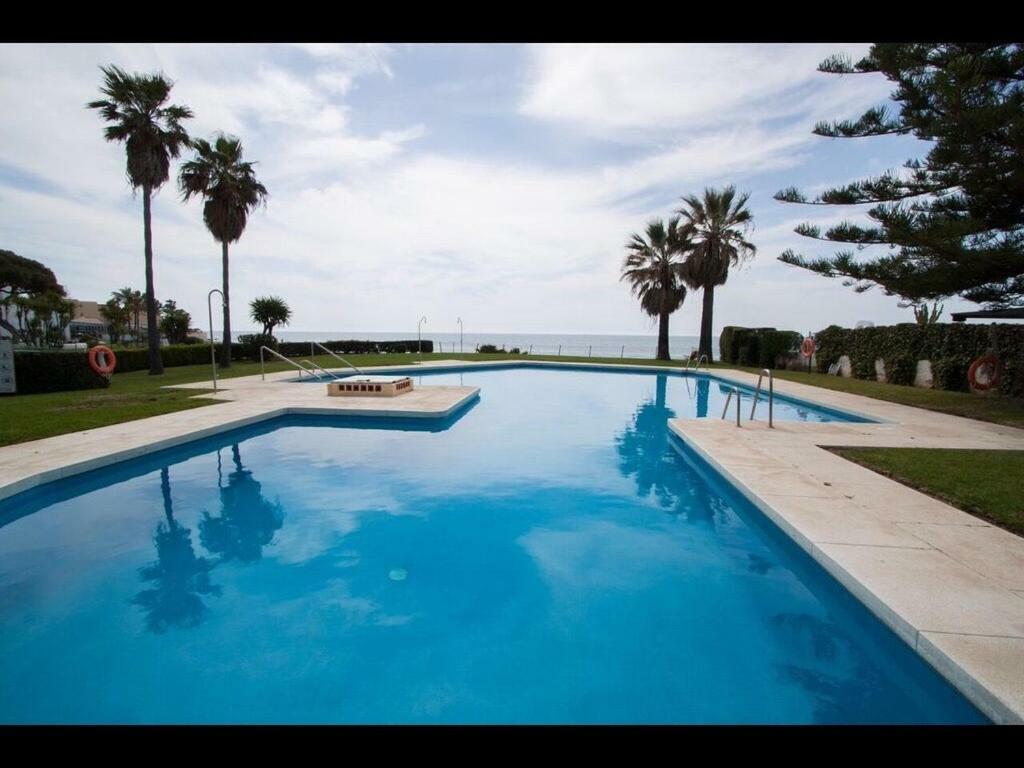 Apartment By The Beach Sitio de Calahonda Esterno foto