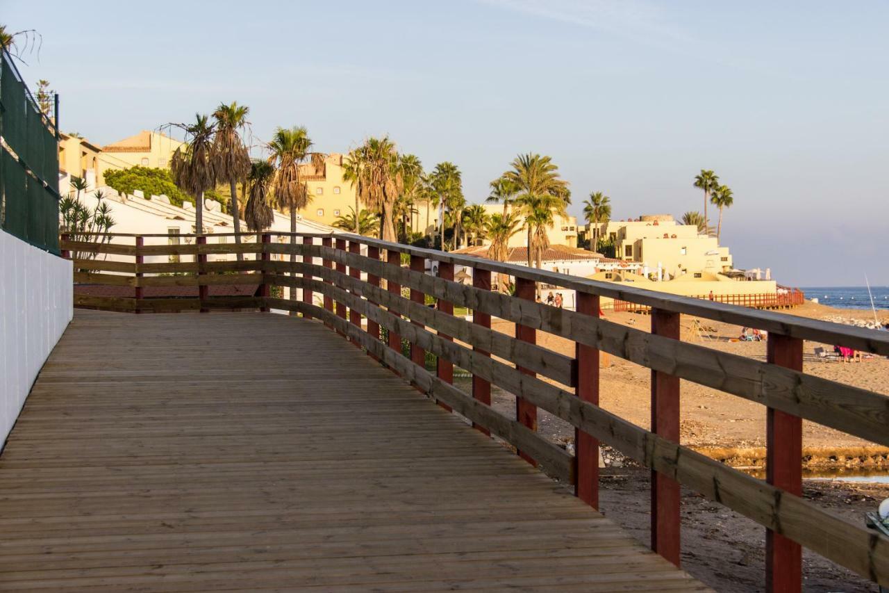 Apartment By The Beach Sitio de Calahonda Esterno foto